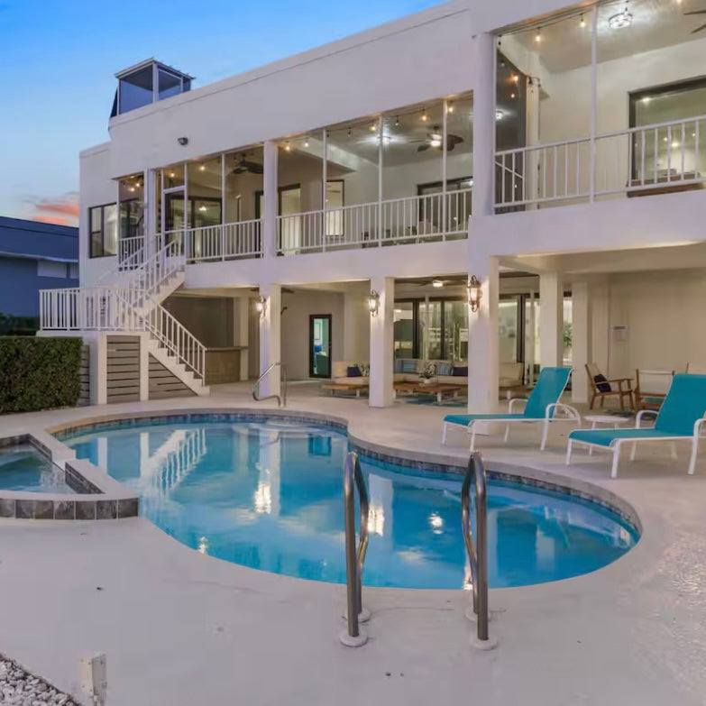 Standard Package - Shared Suite Queen