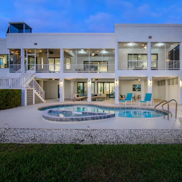 Premium Package - Shared King Suite